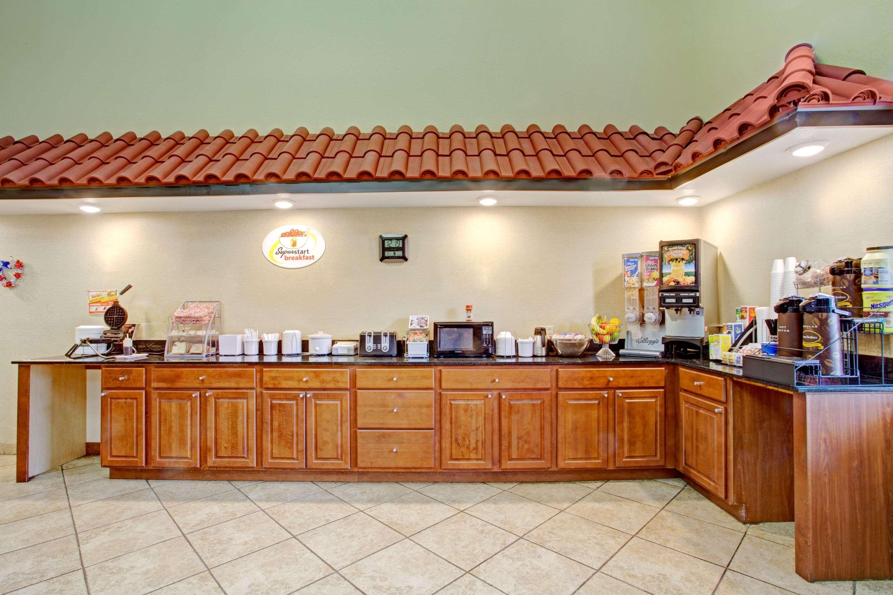 Super 8 By Wyndham Forrest City Ar Ngoại thất bức ảnh