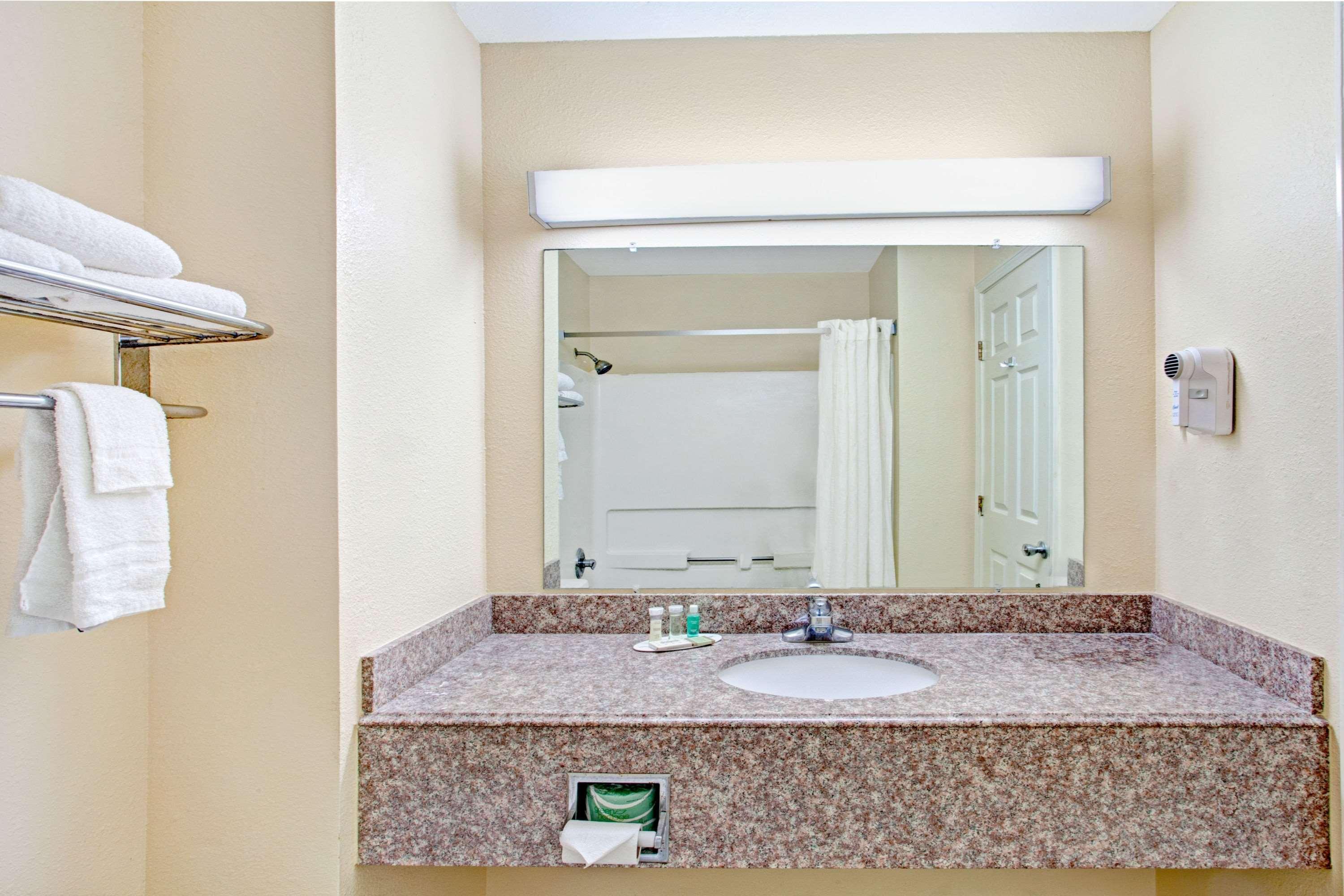Super 8 By Wyndham Forrest City Ar Ngoại thất bức ảnh
