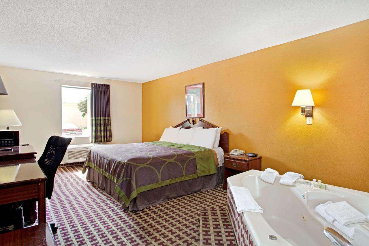 Super 8 By Wyndham Forrest City Ar Ngoại thất bức ảnh